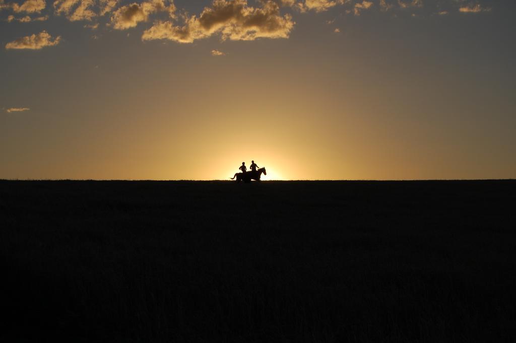 Estancia Turistica Finca Piedra Mal Abrigo Eksteriør bilde