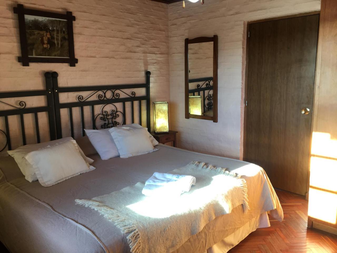 Estancia Turistica Finca Piedra Mal Abrigo Eksteriør bilde