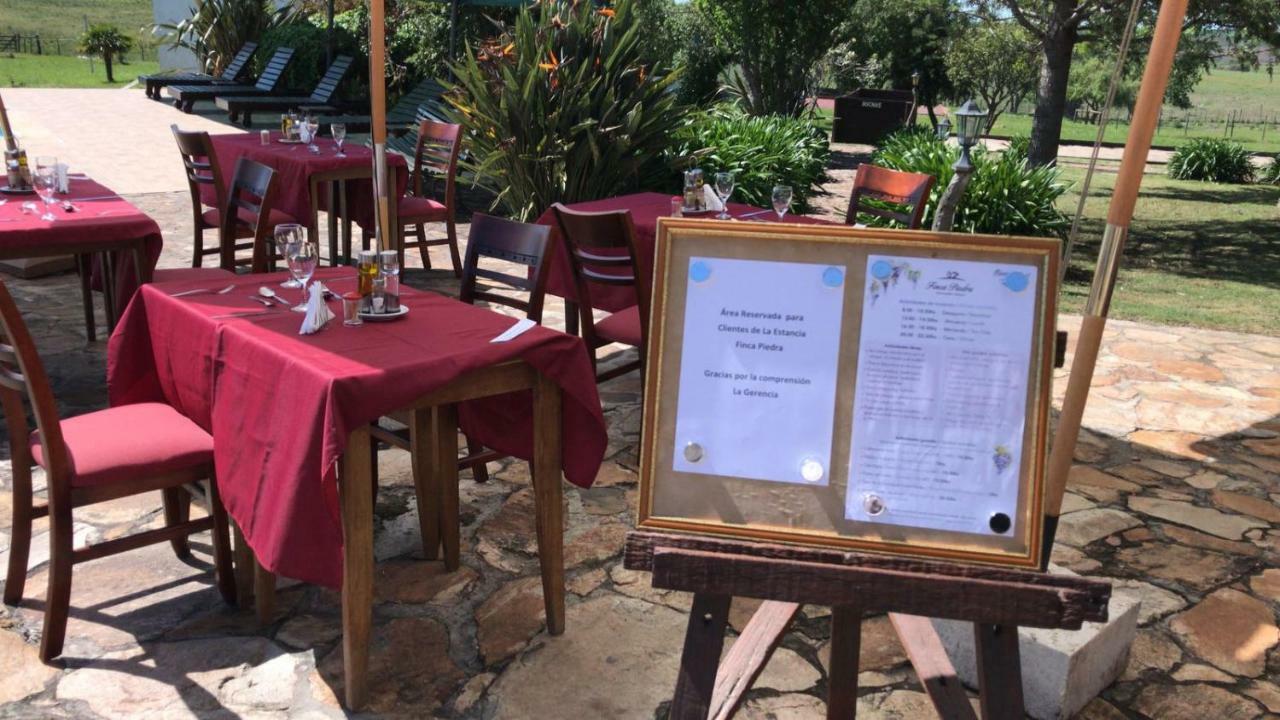 Estancia Turistica Finca Piedra Mal Abrigo Eksteriør bilde